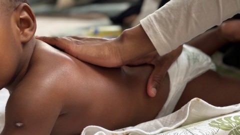Atelier massage bébé