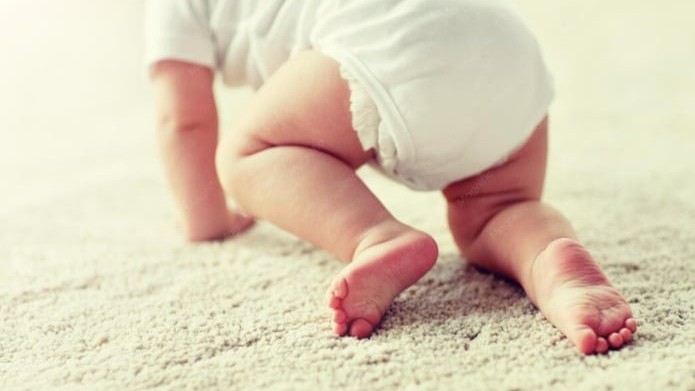 Parlons entre parents: Connaitre et repérer les étapes de développement moteur de bébé  0-2ans